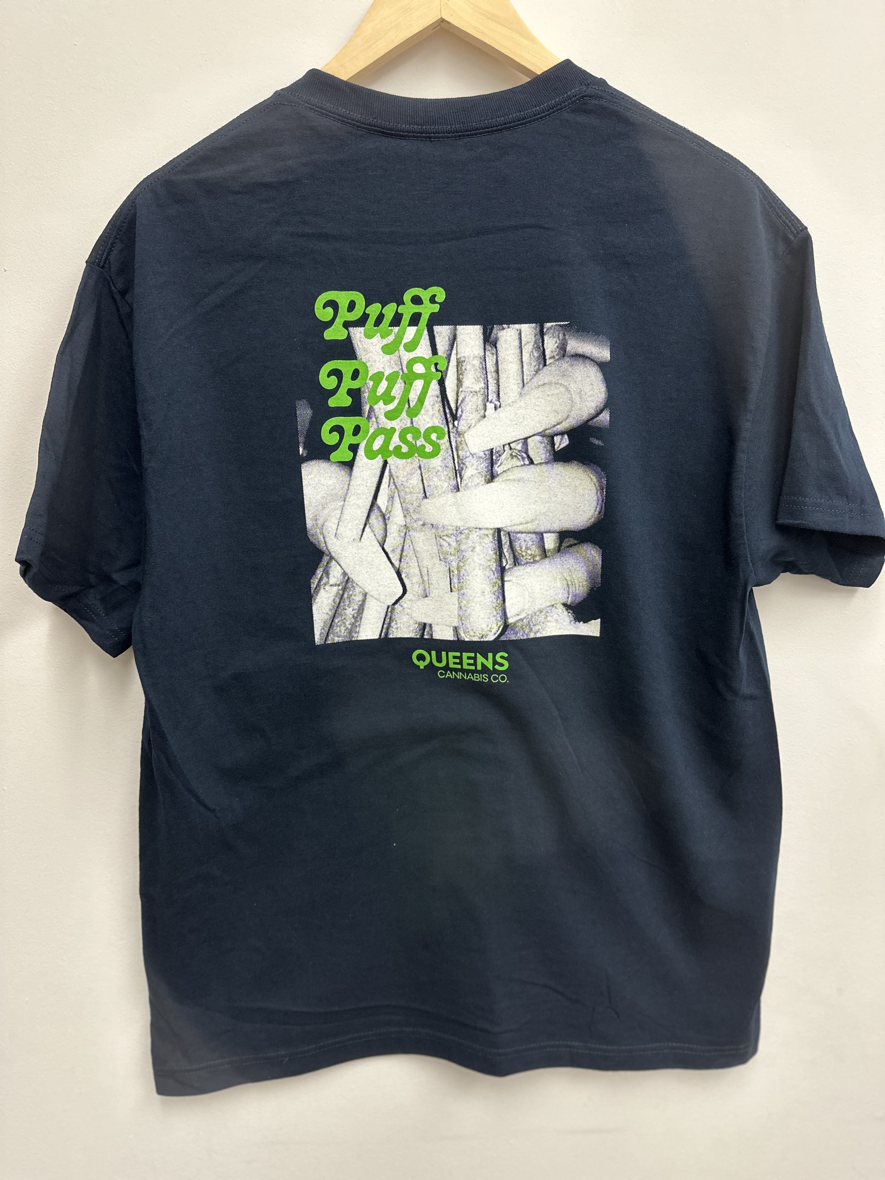 Queens Cannabis Co : Queens T-Shirt Navy JOINTS (L)
