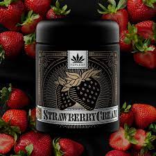 Top Leaf : STRAWBERRY CREAM