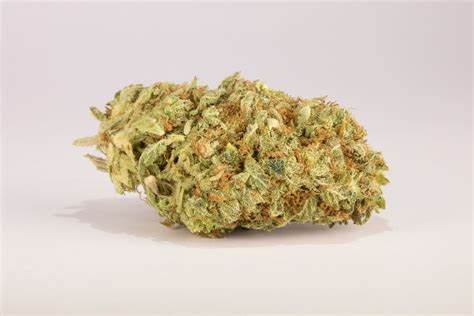Top Leaf - Sour Tangie - Sativa 3.5G