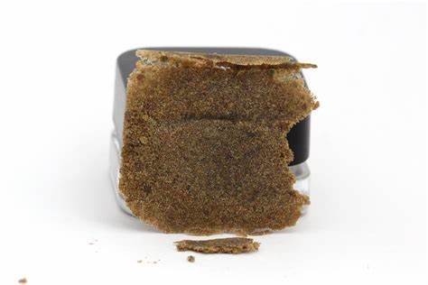 EARTHWOLF FARMS : ROMULAN GRAPE GOD BUBBLE HASH - ROMULAN GRAPE GOD BUBBLE HASH (1g)